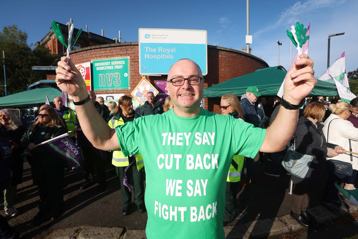 MalMccann's tweet photo. On the picket lines with radiographers, physiotherapists and ambulance staff and other healthcare workers at the Royal Victoria Hospital in Belfast. #belfast #strikes @irish_news https://t.co/gk5P7trCvV