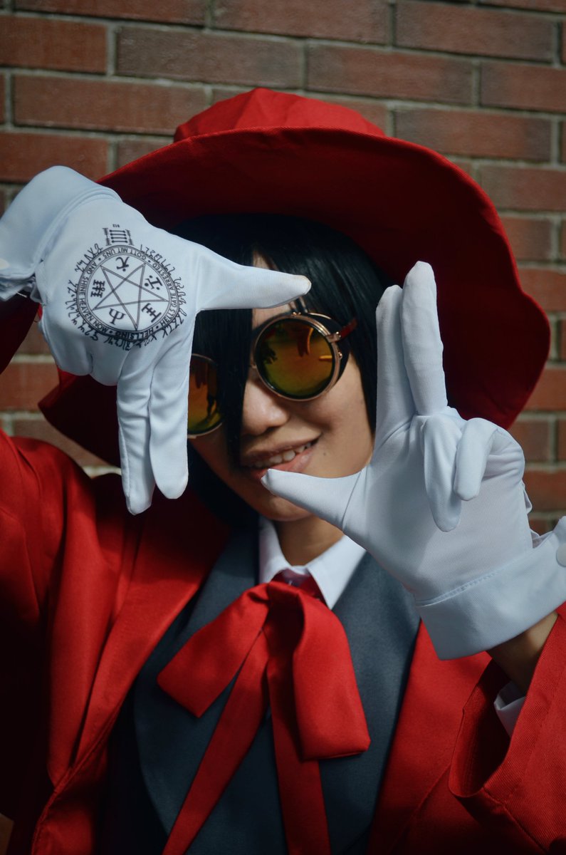JojoBcos's tweet photo. ALUCARD​ [ HELLSING ULTIMATE ]

📸 : Pongto - ポント 
shoes : Wartfa Manakul 

#alucardcosplay #kokorocosplayretro 
#alucardhellsing #hellsing #hellsingultimate #hellsingalucard  #hellsingcosplay #hellsingultimateedit #Alucard 
#アーカード #ヘルシング #コスプレ
#cosplaythailand https://t.co/DWsxAhdjQN