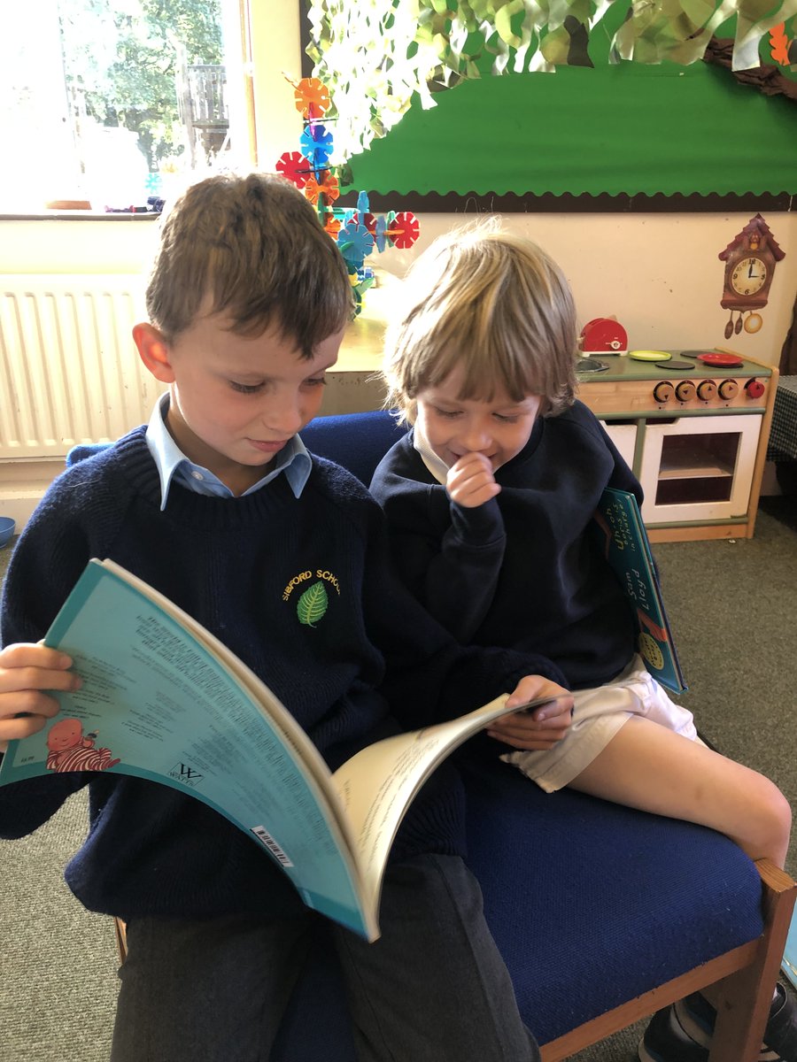 What better way to start the day than to share a story with a friend! #SibfordYear4 #SibfordKS1 #BeYouBeSibford <a href="/SibfordEnglish/">English | Sibford School</a>