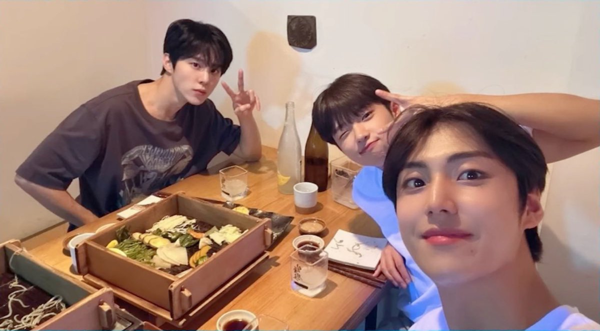 Bambi_ws2's tweet photo. #김우석 #KIMWOOSEOK
230921 [네모의 꿈2] 우동상 2차 갔던 식당:
음 로바타야끼 
장소: 강남구 논현동 6-11 진성빌딩 1층
T. 82-2-544-4777 https://t.co/MxBGzBmjwr