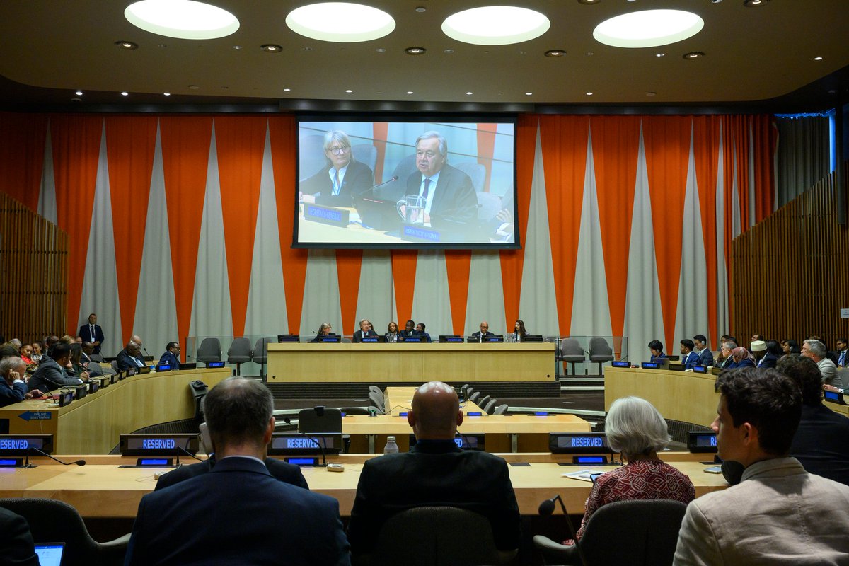 António Guterres tweet media