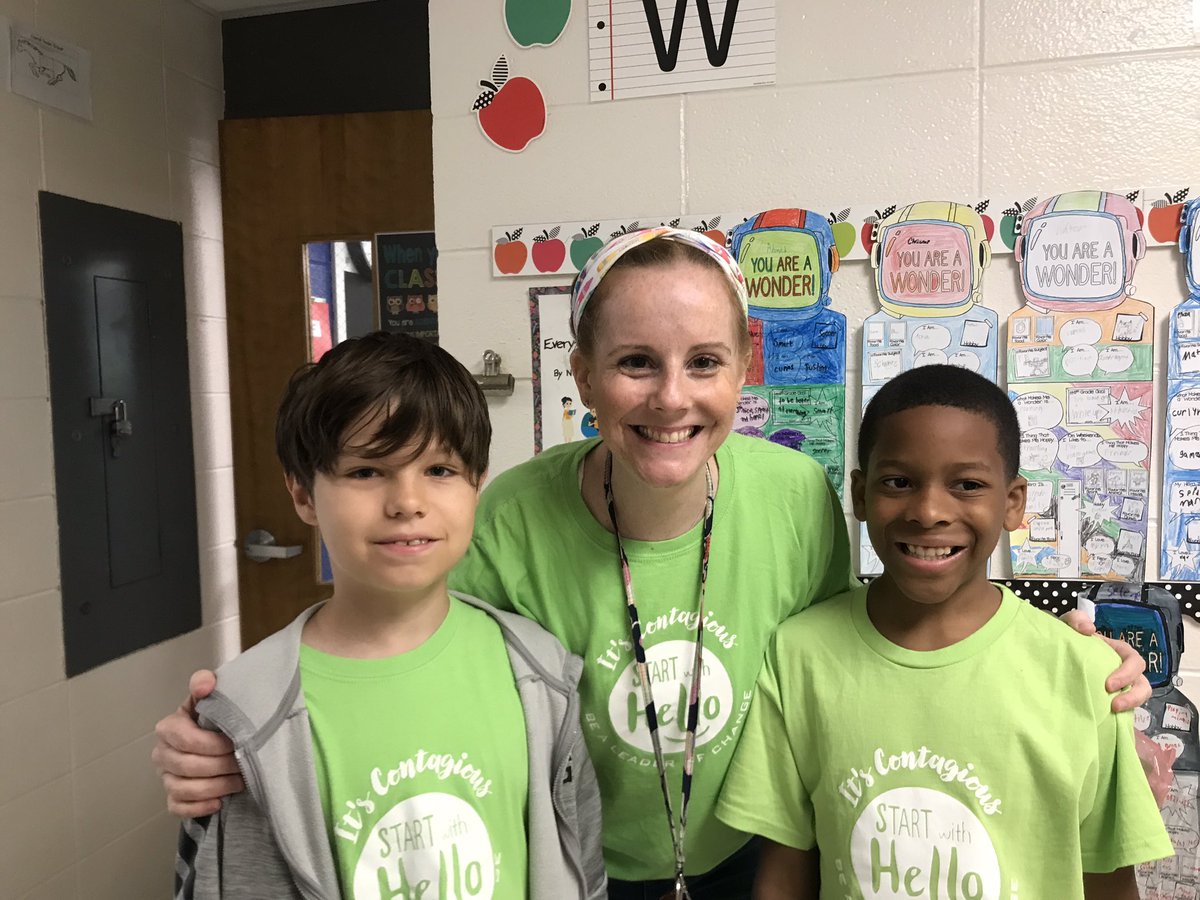 On Wednesday, we wore green to show that we are all in this together 👫 #StartWithHelloWeek #weareallinthistogether @OakRidgeNPD117 @SWHTerra