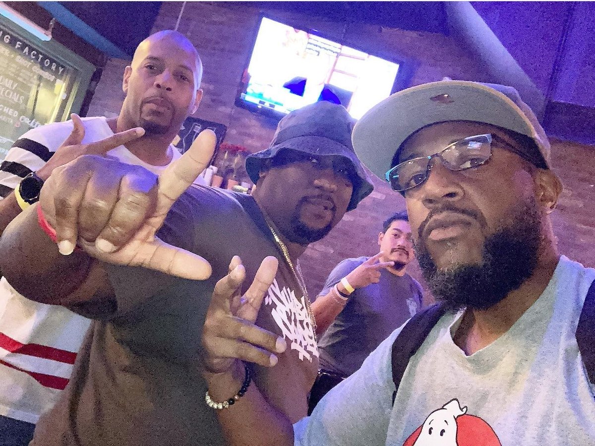 My dope emcees STILL put in work <a href="/Punchlizzy/">Punchline_nyc</a> <a href="/ShabaamSahdeeq/">SHABAAM SAHDEEQ</a> #KeepGoing