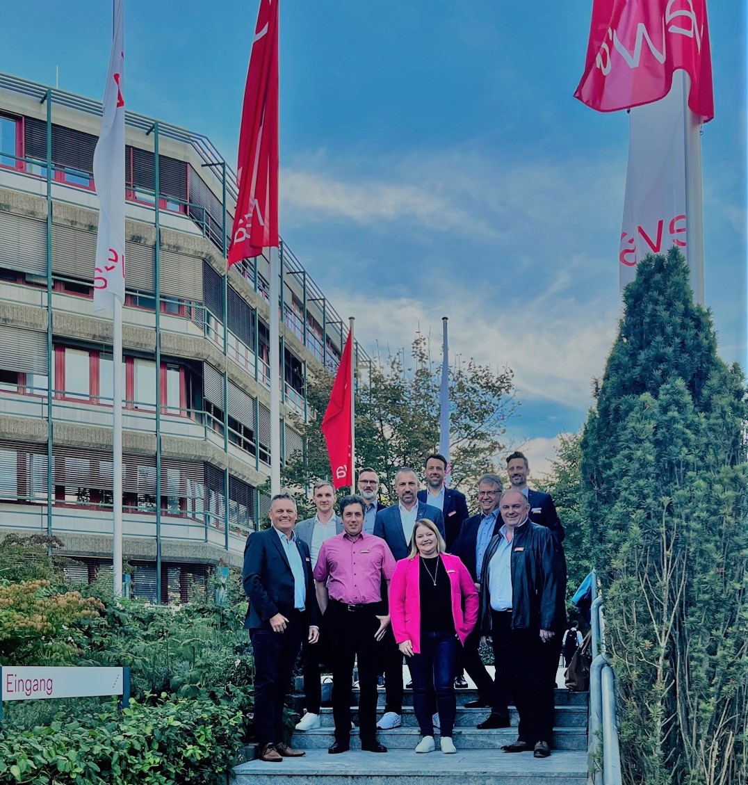 Regelmäßiger Austausch mit unserem Mewa-Kundenbeirat bringt uns voran! Auf der 4. Tagung in unserer Zentrale in Wiesbaden ging es um unsere Geschichte, unsere Dienstleistung und unsere Produkte - was ist der Status Quo und wie können wir uns weiterentwickeln? #mewatm #b2b