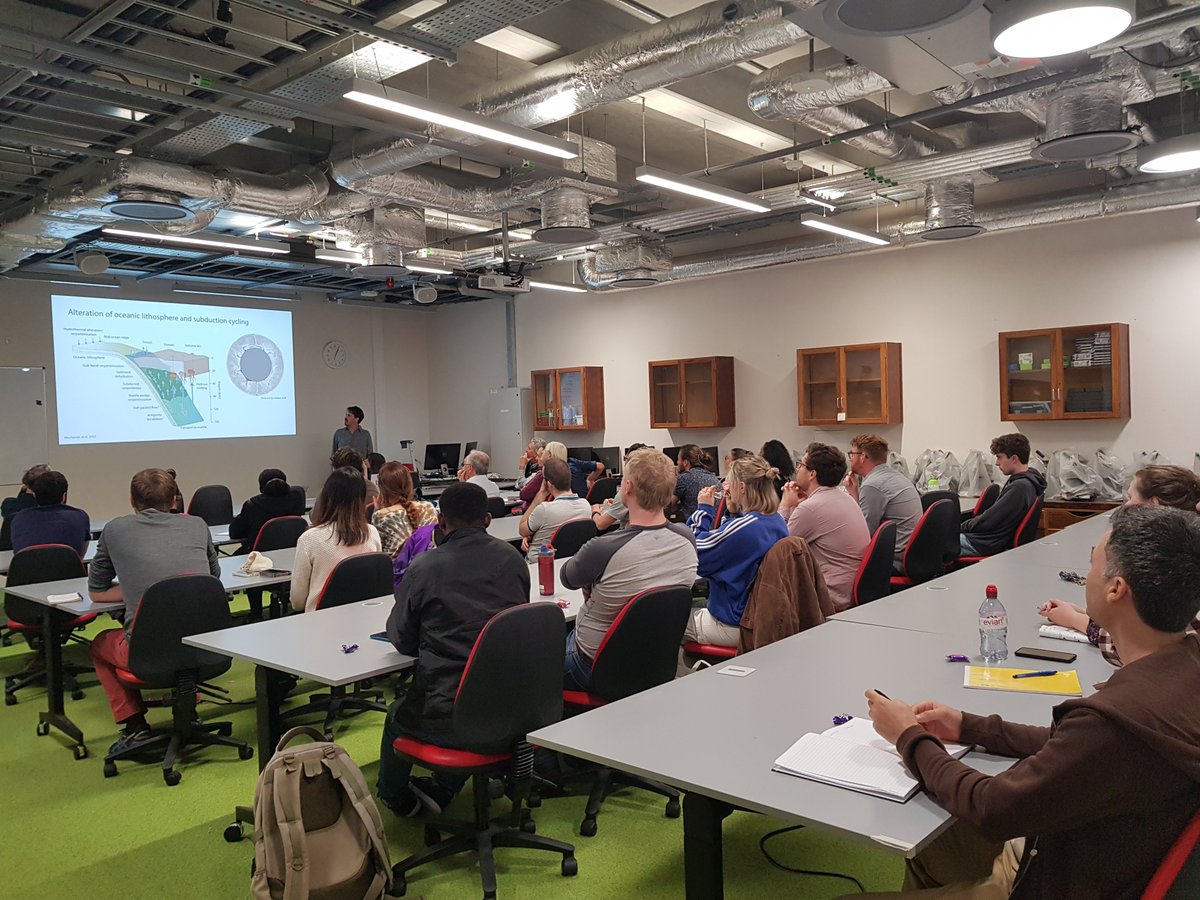 UCD Earth Sciences tweet media