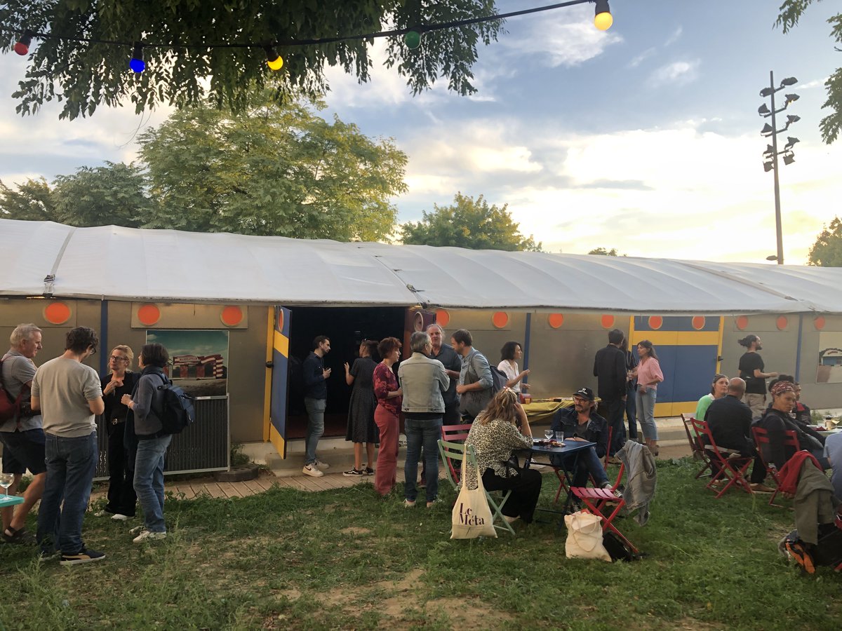 #Jeudiphoto 
Retour sur notre apéro-jardin de rentrée ! Un moment joyeux qui a réuni 60 d'entre vous, merci 💚
Découvrir la programmation du Grand Parquet → bit.ly/saison-grandpa…