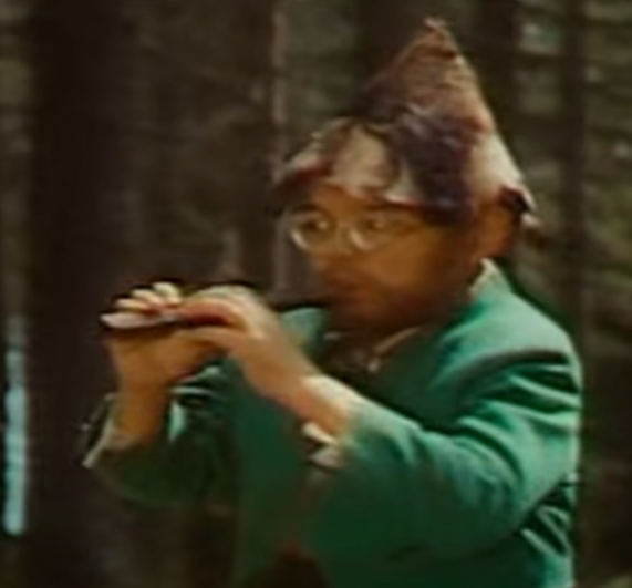 Der typ auf Ancient in t spawn jede Runde am Beginn...
youtube.com/watch?v=IwLSrN…