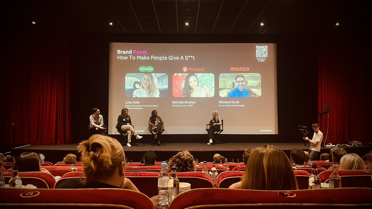 Great to hear from such an amazing panel from <a href="/Specsavers/">Specsavers</a> <a href="/Pinterest/">Pinterest</a> <a href="/monzo/">Monzo 🏦</a> at <a href="/SocialChain/">SocialChain</a> #SocialMindsLive 

We need to run OMB collabs with all 3 soon!! 👀 

<a href="/xxlisaHalexx/">Lisa Hale</a> <a href="/Belinda__Boakye/">BelindaB</a> <a href="/cookywook/">Richard Cook</a> 🙌🙌🙌
