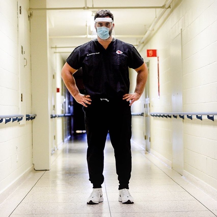 NFL (@nfl) on Twitter photo Congratulations to Super Bowl champion Dr. Laurent Duvernay-Tardif on his retirement from the NFL. 👏
<a href="/LaurentDTardif/">Laurent D. Tardif</a> opted out of playing in 2020 to work in a long-term care facility during the COVID-19 pandemic. Congratulations to Super Bowl champion Dr. Laurent Duvernay-Tardif on his retirement from the NFL. 👏
<a href="/LaurentDTardif/">Laurent D. Tardif</a> opted out of playing in 2020 to work in a long-term care facility during the COVID-19 pandemic.