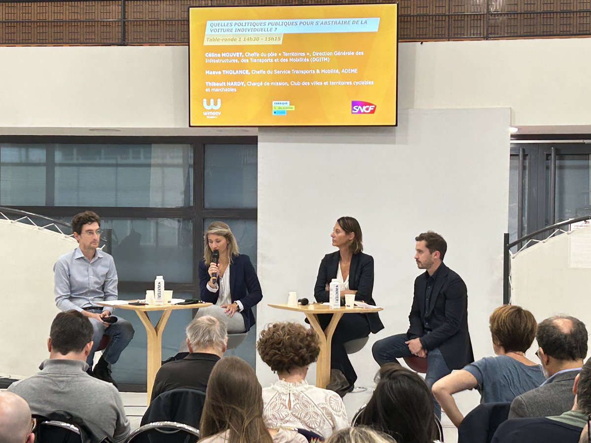 Wimoov (@wimoov) on Twitter photo 💬 « Lever les freins autour du numérique est indispensable pour facilité l’accès à la #mobilité, mais n’oublions pas l’accompagnement physique. » - Céline MOUVET, cheffe du pôle #territoires (#DGITM).
A ses côtés sur cette 1ère #tableronde : <a href="/MaevaTholance/">Maeva Tholance</a> et @Thibault_Hardy 👏 💬 « Lever les freins autour du numérique est indispensable pour facilité l’accès à la #mobilité, mais n’oublions pas l’accompagnement physique. » - Céline MOUVET, cheffe du pôle #territoires (#DGITM).
A ses côtés sur cette 1ère #tableronde : <a href="/MaevaTholance/">Maeva Tholance</a> et @Thibault_Hardy 👏