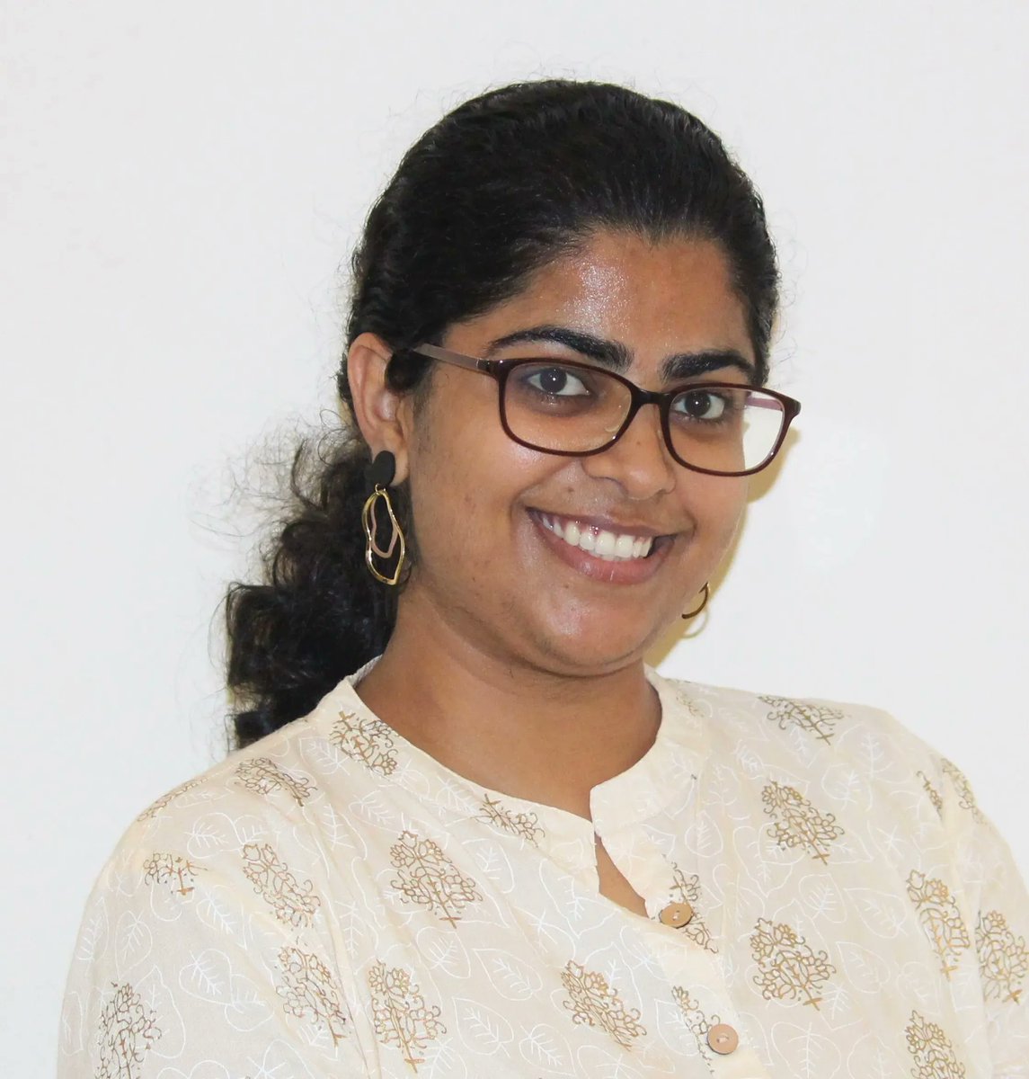 ASAPbio (@asapbio_) on Twitter photo Meet the <a href="/ASAPbio_/">ASAPbio</a> Fellows!
<a href="/BhargySharma/">Bhargy Sharma</a> is a postdoc at <a href="/NTUsg/">NTU Singapore</a>, interested in developing therapeutics for neurodegenerative disorders.
Bhargy is passionate about improving the visibility of women in STEM and outreach to the younger generation through science communication. Meet the <a href="/ASAPbio_/">ASAPbio</a> Fellows!
<a href="/BhargySharma/">Bhargy Sharma</a> is a postdoc at <a href="/NTUsg/">NTU Singapore</a>, interested in developing therapeutics for neurodegenerative disorders.
Bhargy is passionate about improving the visibility of women in STEM and outreach to the younger generation through science communication.