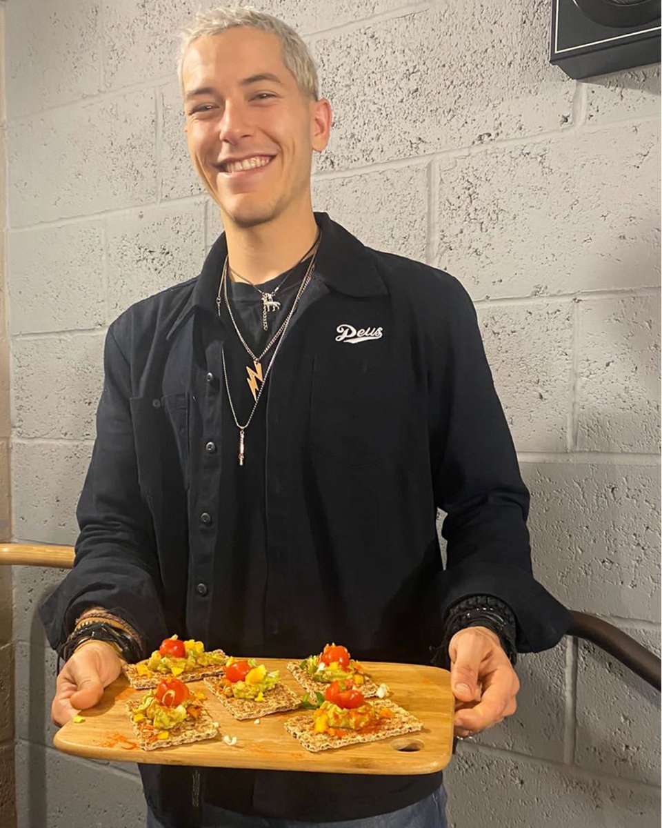 onepiecenetflix's tweet photo. Just let Taz Skylar cook!!!! 👨🏼‍🍳⏲ https://t.co/PwHxYLNI6Z