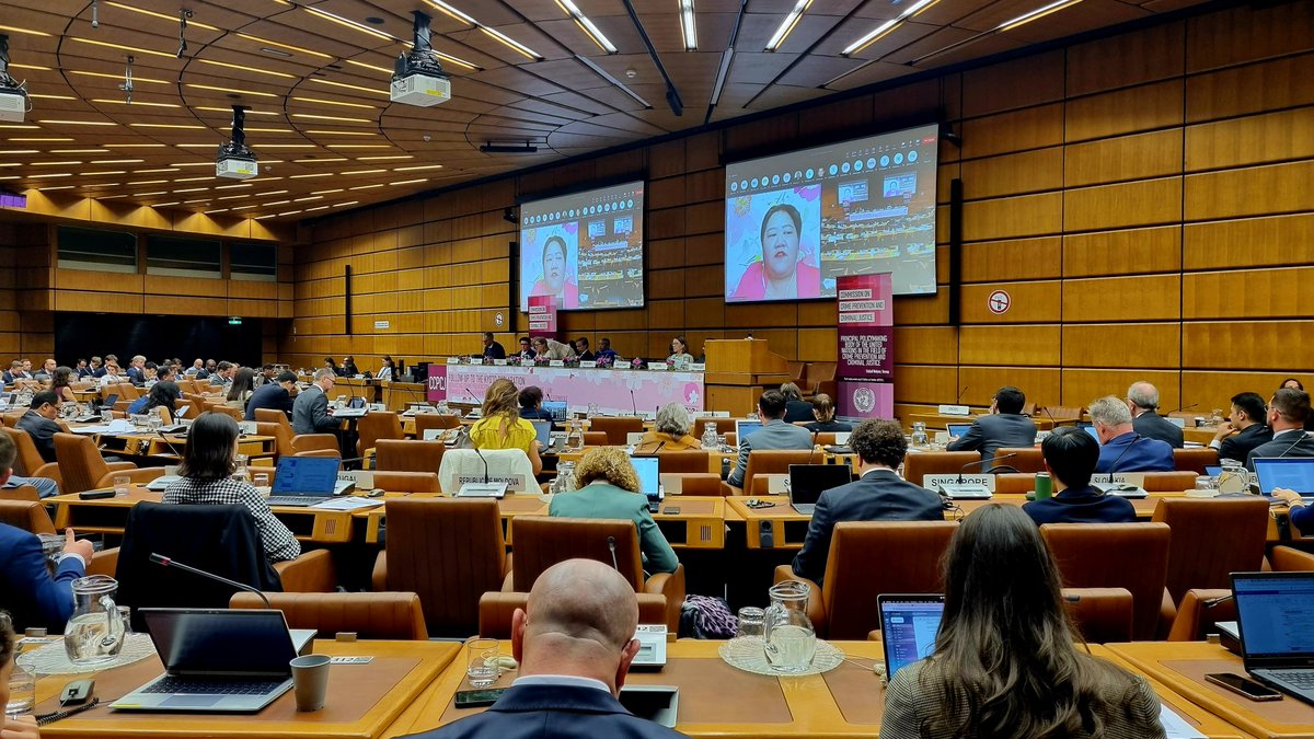 ThaiinAustria's tweet photo. At @CCPCJ TD today, Dir Nareeluc of #RLPD @pr_moj hilighted πΉπ's efforts towards equal access to justice:
- offices in all provinces & 24/7 hotline
- interpreters/info in foreign languages
- legal updates on compensation, torture, witness protection
- exchanges of best practices https://t.co/vAxzMARiiy