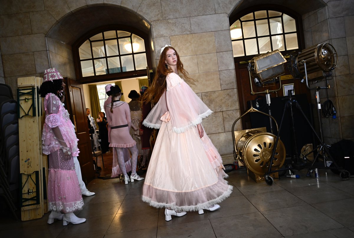 A celebration of creativity, #LFWSeptember 2023 saw the latest looks unveiled by #BFCommunity designers, including one-of-a-kind headwear at @SJMillinery and APUJAN, dreamlike dresses at @BoraAksuStudio and Mithridate,