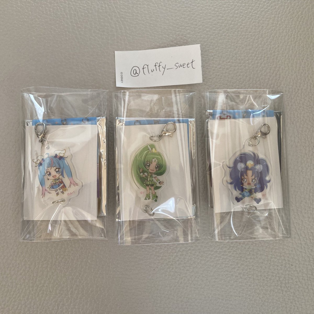 fluffy__sweet's tweet photo. 【 プリキュア オールスターズF 映画 つながるアクリルチャーム 交換 】

譲 ¦ キュアマーチ・キュアスカイ
       キュアジェラート

求 ¦ ミルキィローズ >>> キュアドリー厶
　  キュアグレース・キュアハッピー
　  キュアフェリーチェ

📮郵送での交換希望

お気軽にお声がけくださいᐢᴗ͈ ᴗ͈ᐢ https://t.co/FHAJB7p8tU