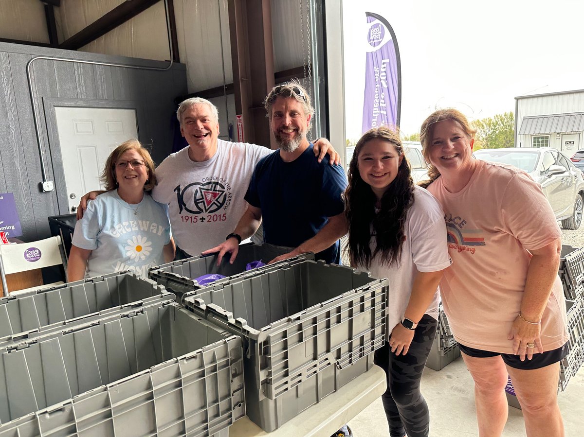 Today is North Texas Giving Day 🟣

We ask you to prayerfully consider supporting the #FFTS mission this #NTXGivingDay! We are committed to share God’s love to others by providing free, nutritious food to our neighbors in need

Visit linktr.ee/foodforthesoul to support today!