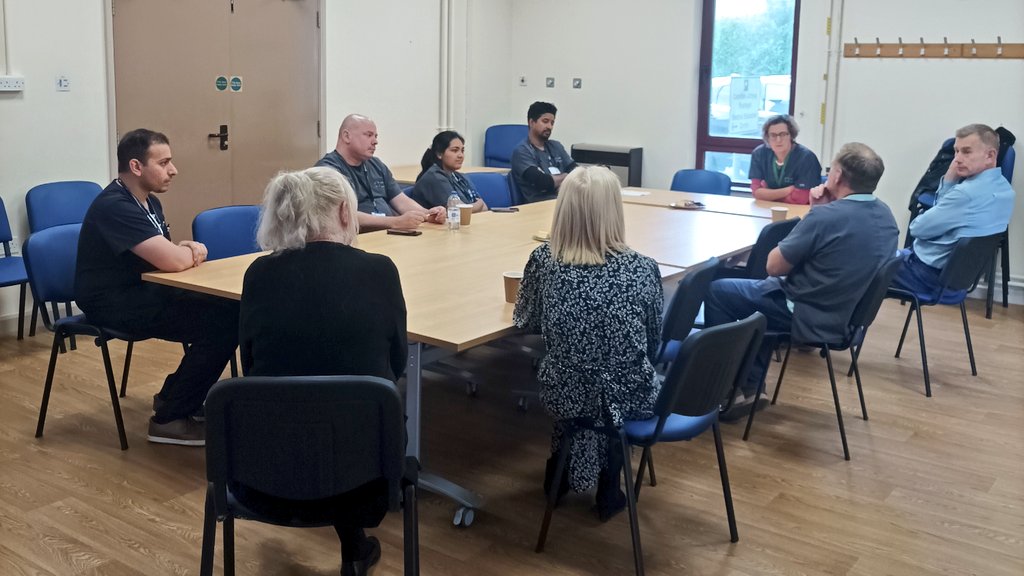 RCP Cymru Wales (@rcpwales) on Twitter photo Back at Glangwili for a cuppa & catch up with colleagues <a href="/HywelDdaHB/">Hywel Dda UHB</a> with <a href="/HilaryWMedic/">Hilary Williams</a>.
Another warm welcome from the #MedEd team – huge thanks to these amazing staff who support our postgrad trainee doctors to fulfil their potential 👏👏#RCPWalesRoadTrip
@SteveIMoore <a href="/kloerp/">Phil Kloer</a> Back at Glangwili for a cuppa & catch up with colleagues <a href="/HywelDdaHB/">Hywel Dda UHB</a> with <a href="/HilaryWMedic/">Hilary Williams</a>.
Another warm welcome from the #MedEd team – huge thanks to these amazing staff who support our postgrad trainee doctors to fulfil their potential 👏👏#RCPWalesRoadTrip
@SteveIMoore <a href="/kloerp/">Phil Kloer</a>