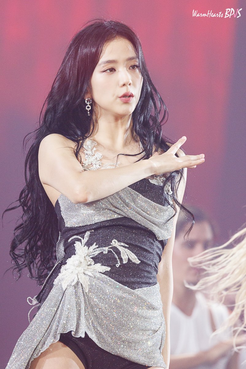 WarmHeartsBPJS's tweet photo. 230917 BORN PINK FINALE IN SEOUL DAY 2 #BLACKPINK #블랙핑크 #JISOO #지수 https://t.co/o55X6ObYIo