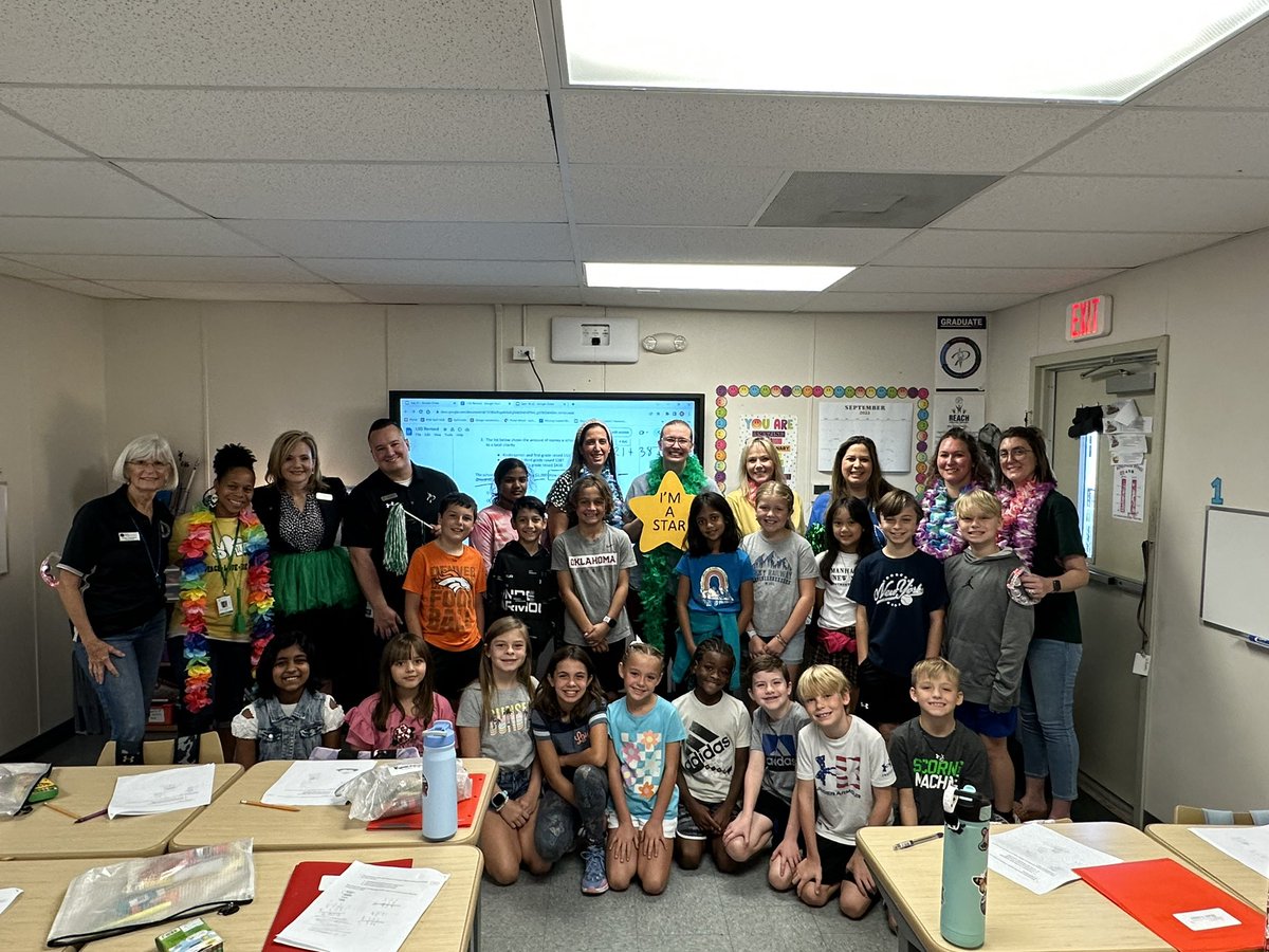 Hferguson28's tweet photo. It is always a great day when we get to celebrate our incredible teachers in @ProsperISD Mrs. Williams is truly a star @RuckerRocks Thank you @ProsperEdFound for honoring our staff for the life changing work they do each day! https://t.co/EH4fjlxx4h