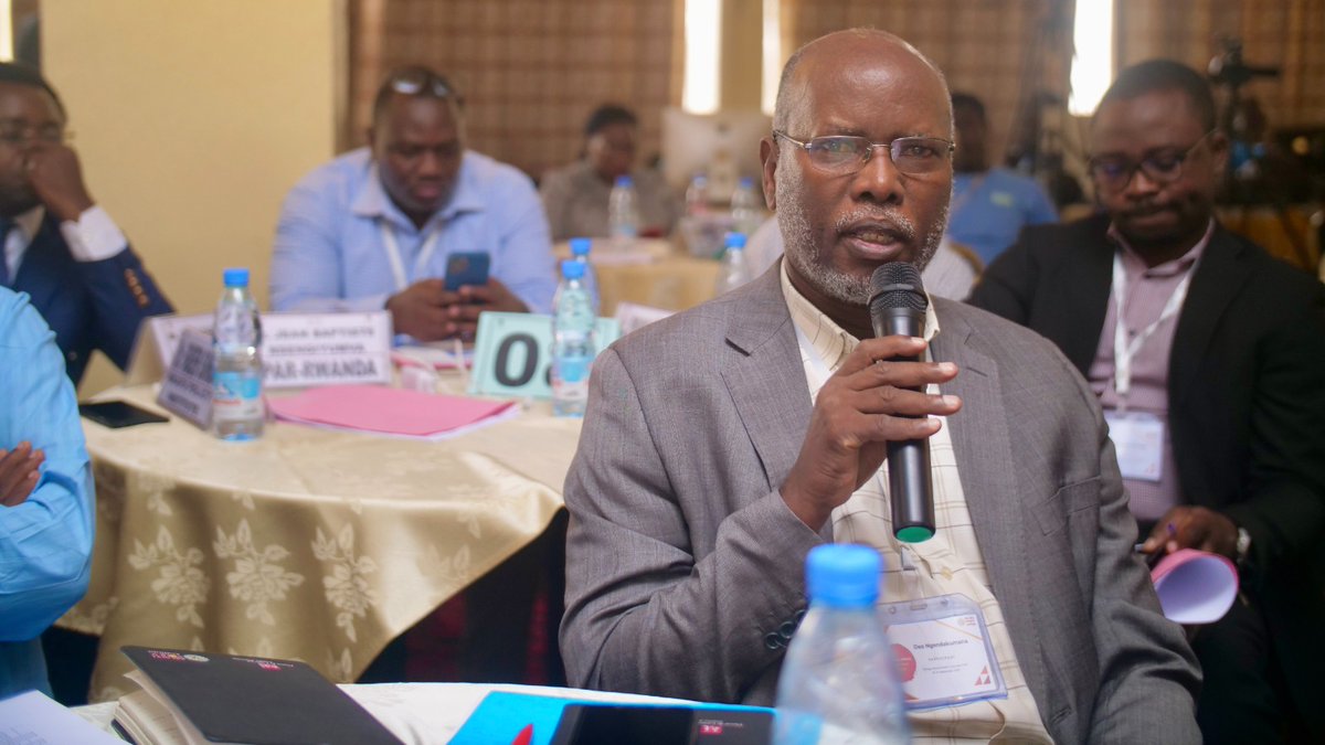 NkafuPolicyInst's tweet photo. According to @CIPEglobal, #thinktanks act as brokers of policy knowledge, centres of #research, and incubators of new ideas.

#CEMACThinkTanks
#ECCASThinkTanks
#ThinkTankForum https://t.co/G6rZnorIL1