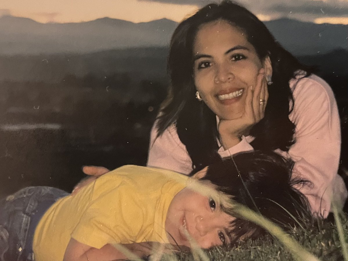 mcamimunoz's tweet photo. I’m days away from applying #Urology in #Match2024 and so grateful for my support system and inspiration. This is me and my mom in Popayan, Colombia the evening before we moved to the US. https://t.co/A415hZuwYu