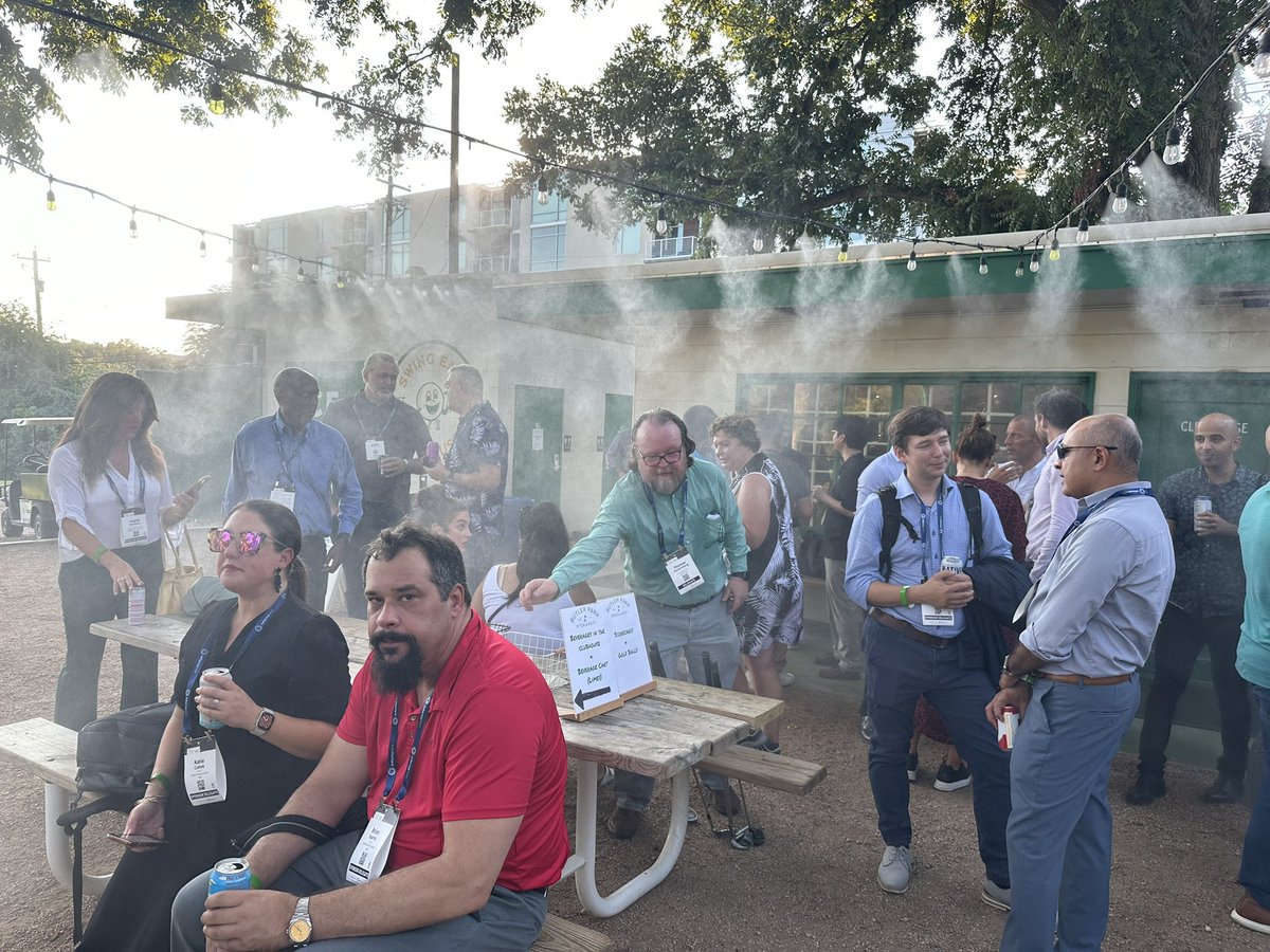 AppliedEvents's tweet image. Make sure you join the day 1 wrap up party at The Clubhouse, Butler Pitch &amp;amp; Putt. #AppliedLive Austin