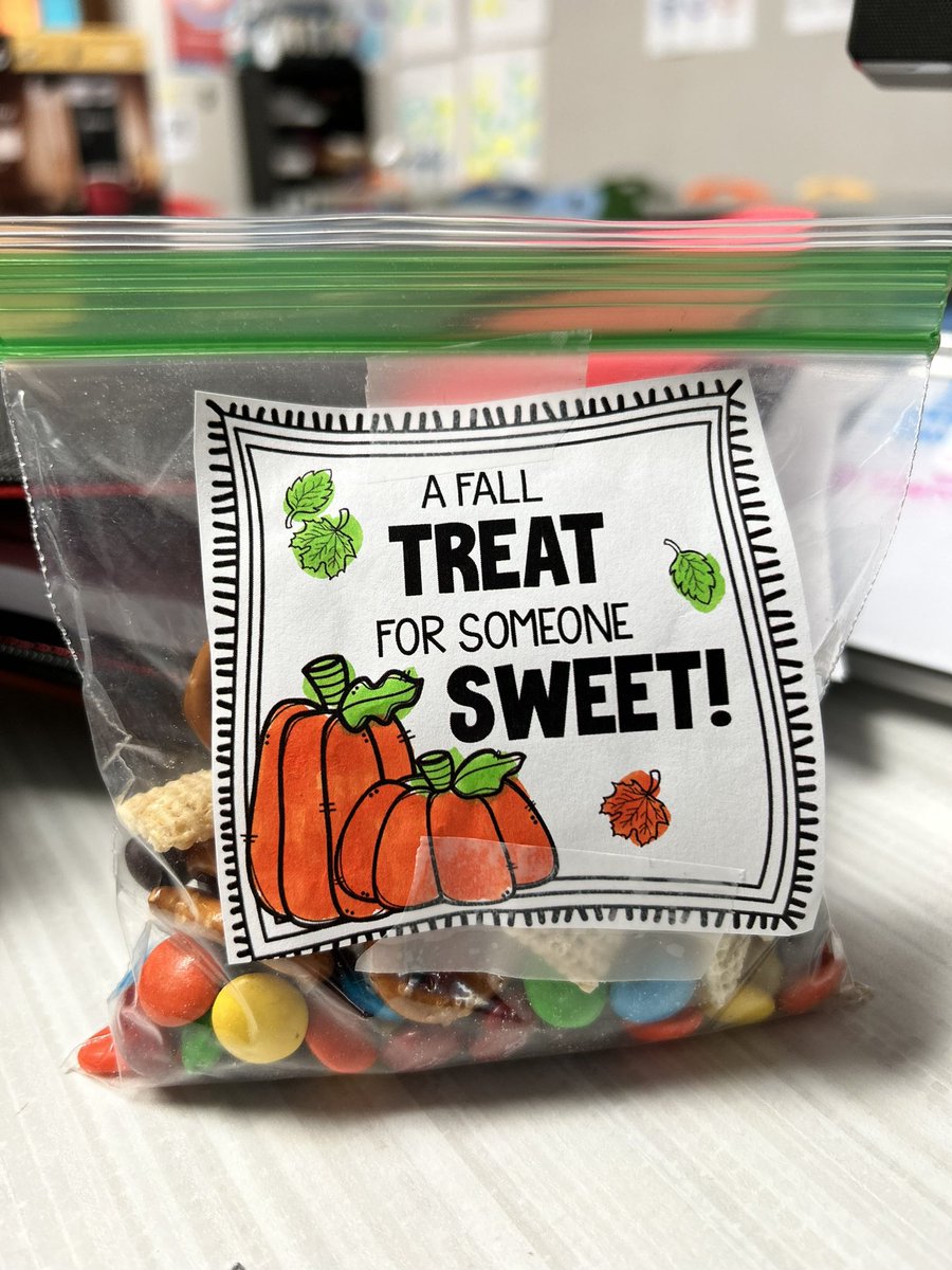 Vernon LifeSkills students went by teacher’s classrooms with a little something sweet to get us through the day ❤️<a href="/VernonMSWLA/">Vernon MS World Languages Academy</a> <a href="/ArelyRTamez/">Arely R. Tamez</a>