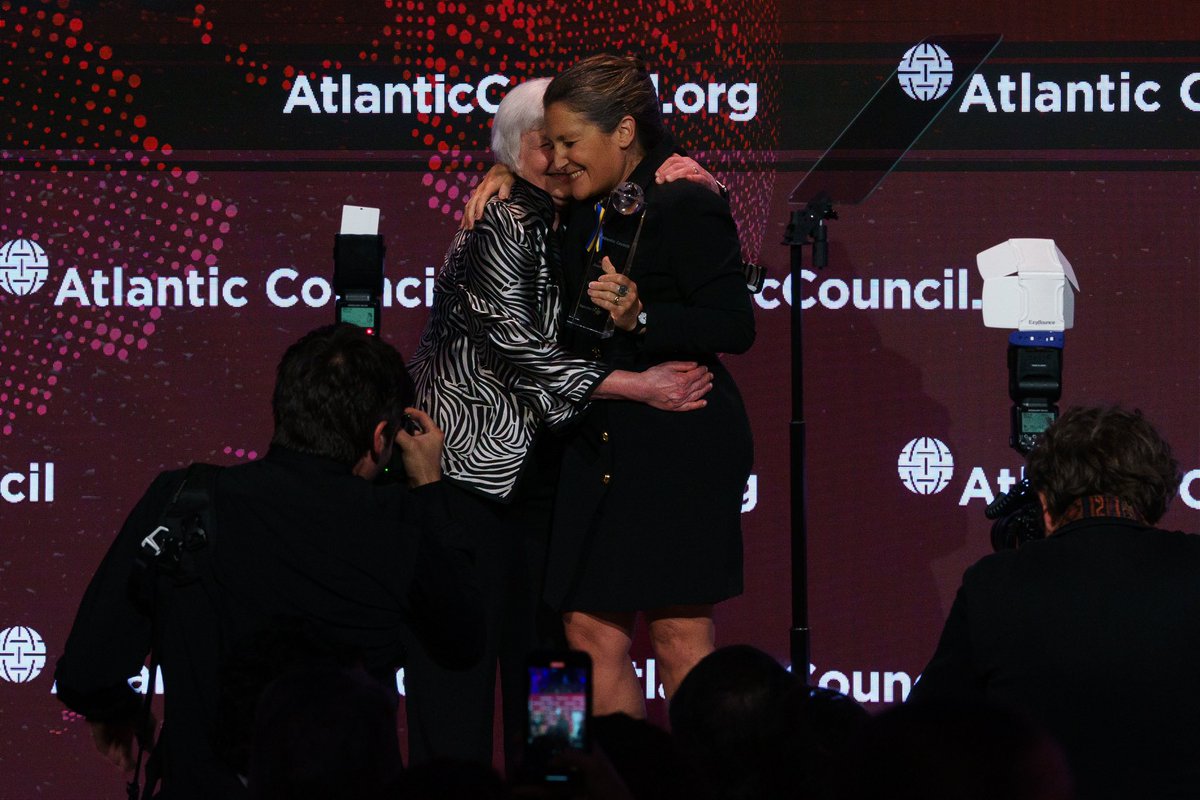 Chrystia Freeland tweet media