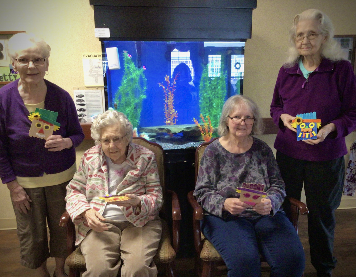 At The Willows, we believe art helps promote active engagement in positive, healthy, and fulfilling ways! Check out our most recent craft from Legacy Lane 👩‍🎨🧑‍🎨👨‍🎨
#ArtsAndCrafts #Trilogy