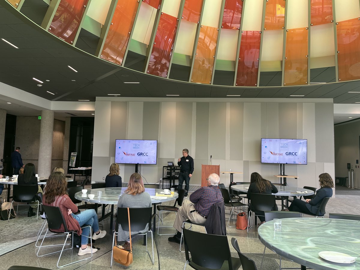 TeamBizStream's tweet image. Thanks to everyone who joined us for @mcbeev&apos;s &quot;Future of Work&quot; presentation yesterday at the #TechWeekGR Tech Trends Reshaping Business event! There&apos;s plenty more to explore throughout the week; we hope to see you around!