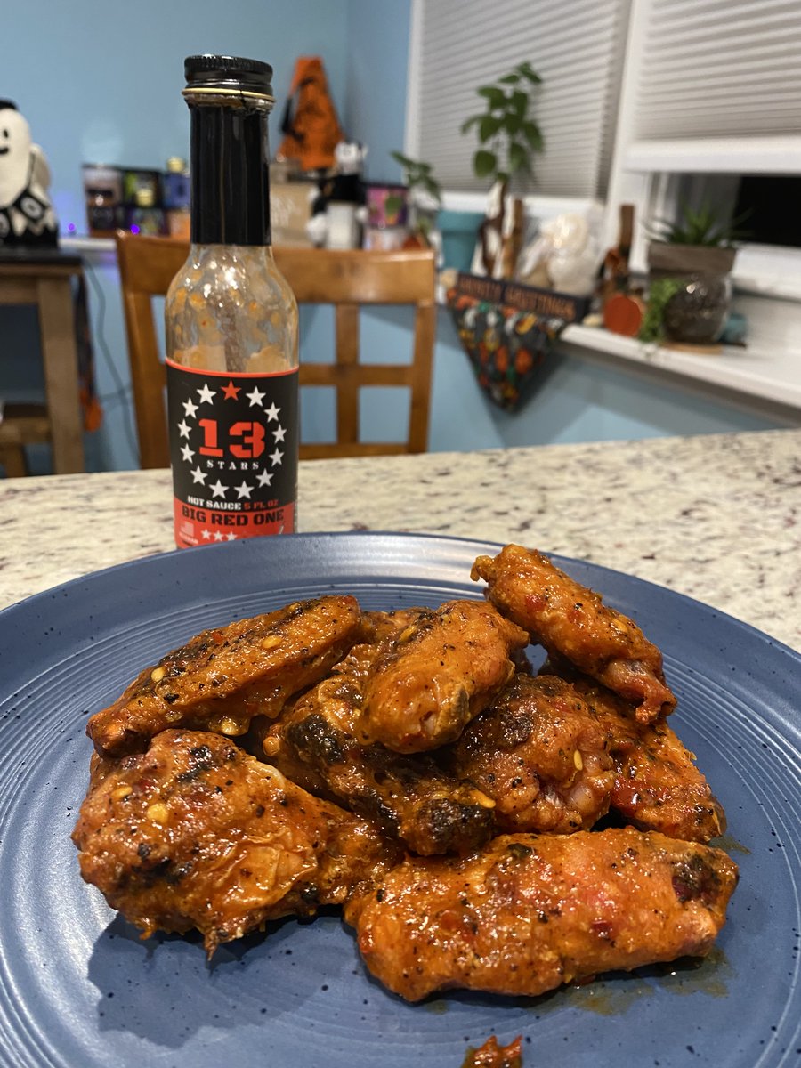 TiltedLines tweet media