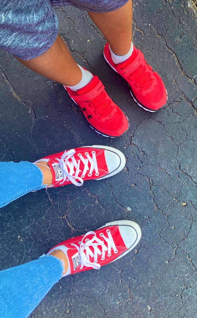 In honour of # FASDAwarenessMonth2023, the Halton FASD Resource Team painted the town red to show their unwavering support!