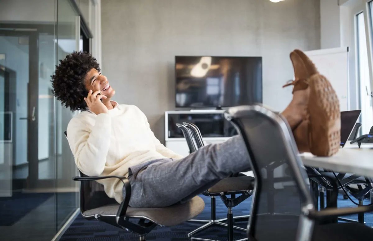 pbraceli's tweet image. Major 4-day workweek study suggests that when we work 5 days we spend one doing basically nothing.

buff.ly/45XW6NW.