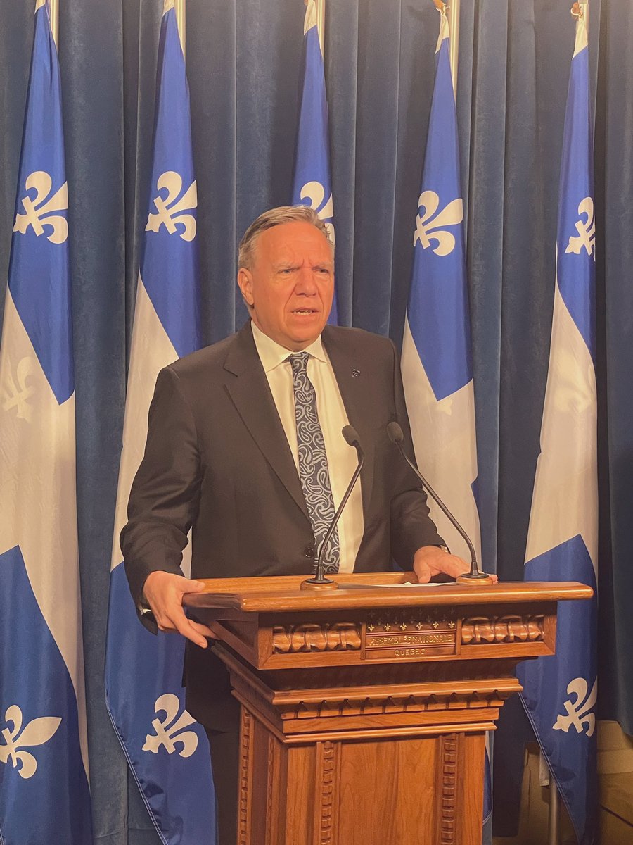 De retour de NY, François Legault dit s’inquiéter de la polarisation autour du débat sur l’identité de genre. Dit ne pas avoir « aimé » voir des affrontements entre manifestants hier à Montréal. #polqc #AssNat