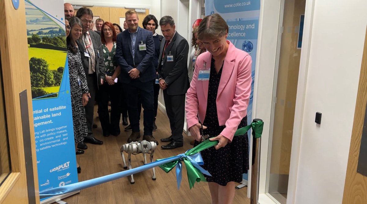 PlymEarth's tweet image. The @PlymAgriTech team was delighted to attend @PetrocOfficial Environmental Space Living Lab @SatAppsCatapult launch today. 

The event was attended by North Devon MP Selaine Saxby 

#agritech #soilhealth #environmentaltech @PlymUni