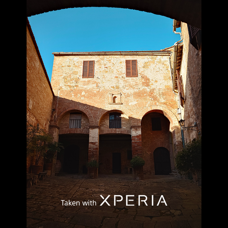 sonyxperia's tweet photo. Escape with Xperia! From creators Ippei & Janine Photography, explore sunkissed Italian streets with #Xperia5V enhanced by @ZeissLenses T* coating – a smartphone born for adventures!
#Sony #Xperia #SonyXperia #ZEISS #NextGenSensor #NewPhoneNewMe #3in2