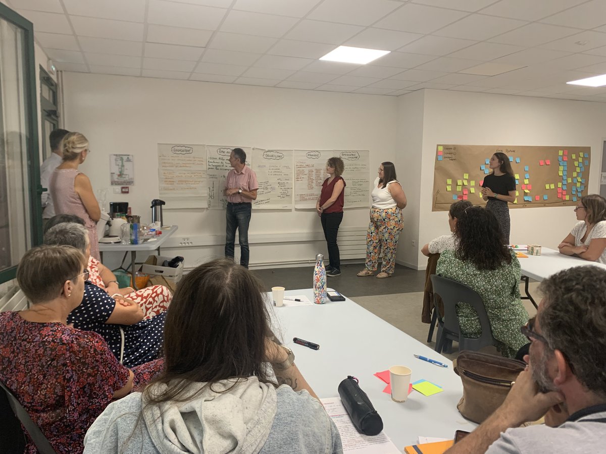 Équipe et Administrateurs se sont retrouvés ce 19 septembre pour travailler sur l’histoire de la ML et ses valeurs. Moment d’échanges sur ce qui nous rassemble et ce à quoi nous tenons pour nos jeunes.
<a href="/Consoletcie/">Consol et Cie</a>
#Bienveillance #Proximité #Engagement #Intelligencecollective