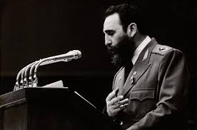 Sobre la #Paz, el Comandante en Jefe expresó "La lucha por la paz, es decir, la lucha contra la guerra, la lucha por el desarme, significa no una actitud pasiva, sino una actitud activa en favor de la independencia y de la liberación de los pueblos". #CubaPorLaPaz