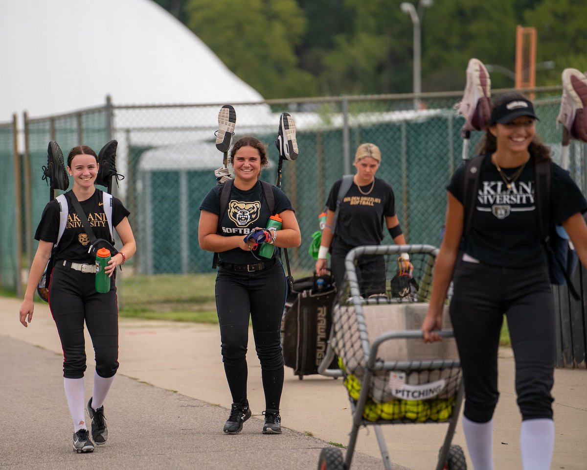 Oakland Softball tweet media