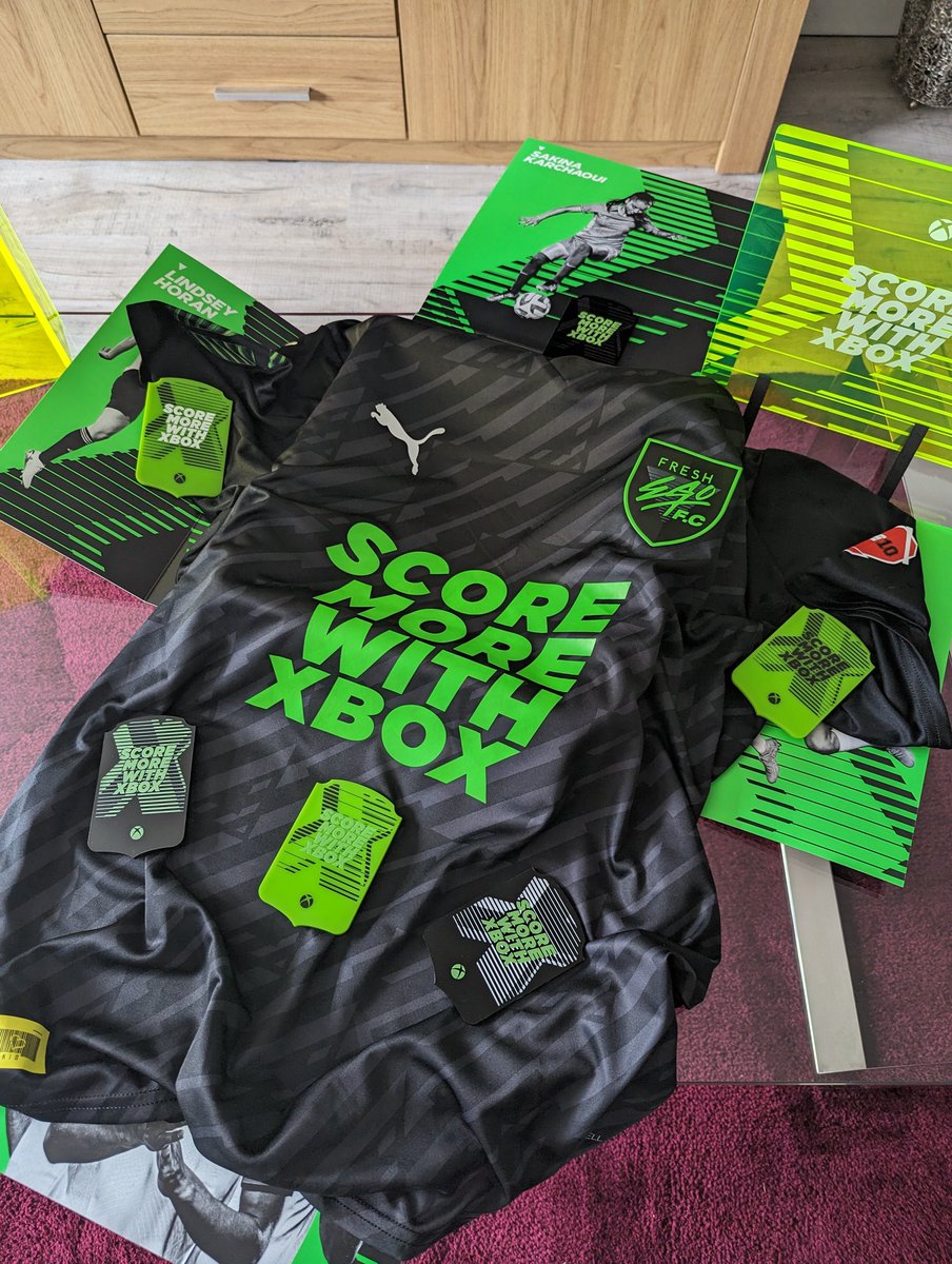 Rob - homelespenguin tweet media