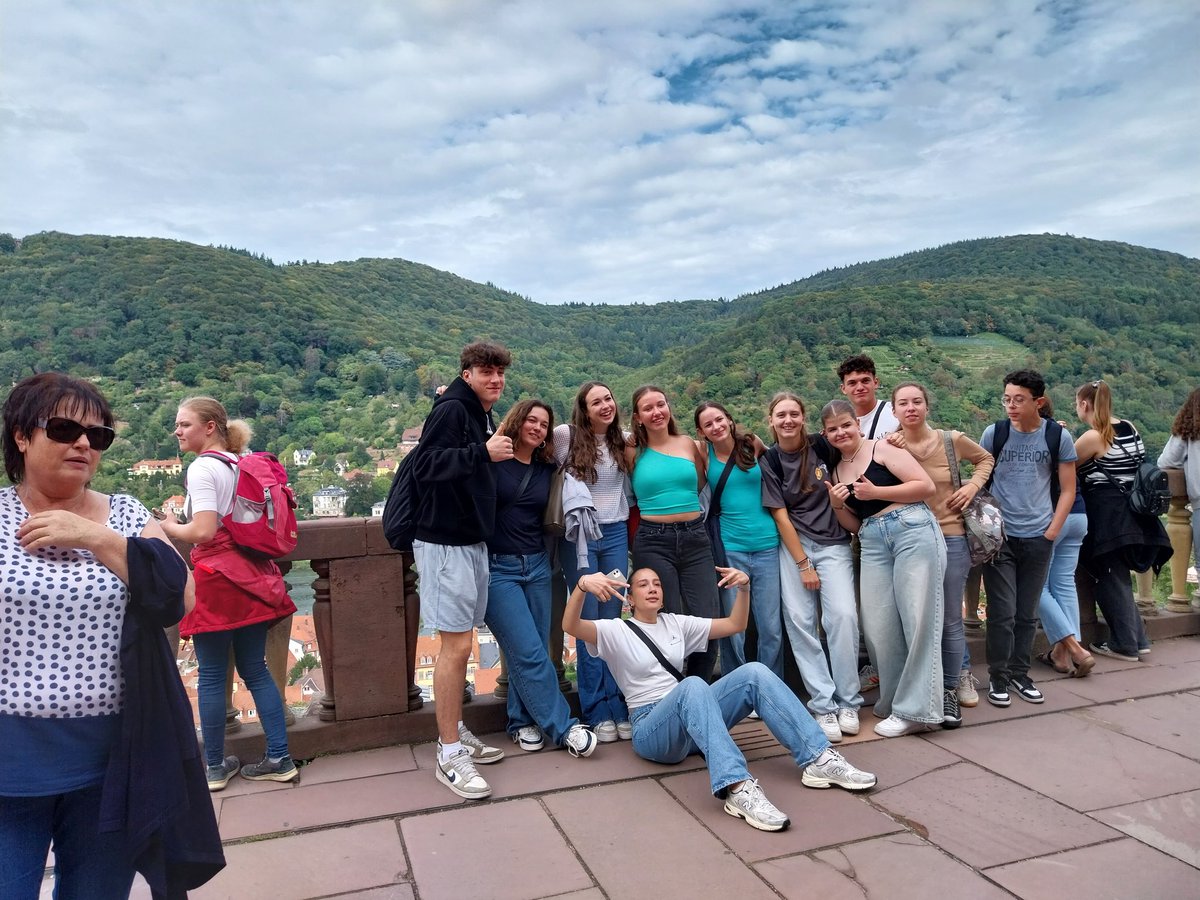 KinsaleTY's tweet photo. Today is our last day in Germany and what a day it was. We took a train to the beautiful town of Heidelberg where we had a tour of the castle 🏰 Students then had the chance to practice their German in the shops and cafés of Heidelberg @KinsaleComSch https://t.co/ENfsnSD9YT