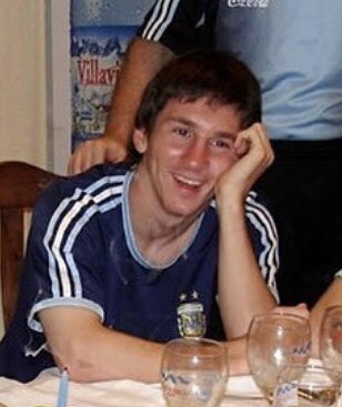 Estoy así viendo a Messi en  #MessiEnOlga