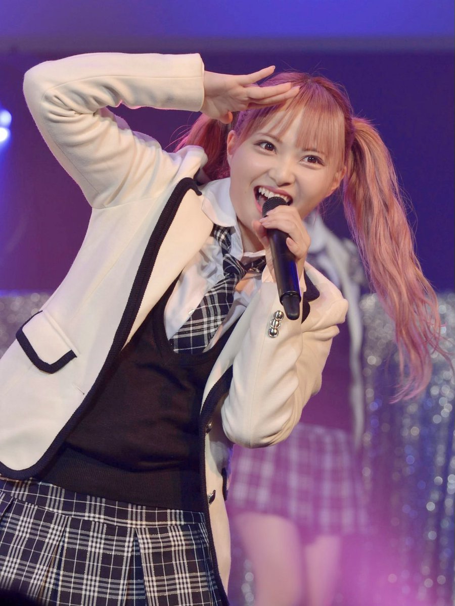 shion_0529_hori's tweet photo. #恋は突然やってくる公演 
#堀詩音生誕祭2023 
素敵な生誕祭を
ありがとうございました😭🩵🤍

3ヶ月ぶりの公演、
ステージに立てる喜びと
大きなしおんコール。

本当に幸せでした。

そして、
本日卒業発表をさせて頂きました。

卒業する日まで、
そして卒業後も
どうぞよろしくお願いします🙏🏻 https://t.co/XrNtdBcsEQ