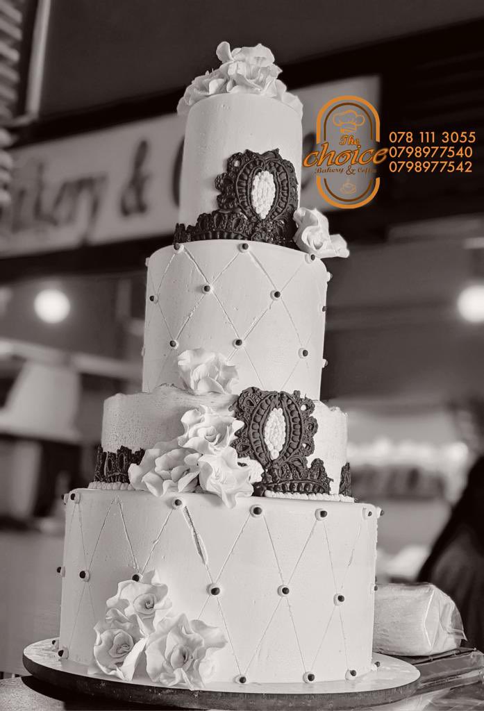 wa_habi's tweet photo. Weekend ubu turimo tuyinjira👍🥰 ntahandi wakoresha cakes nziza zubukwe cg ibindi birori (BD) uretse @thechoicebakery knd murizi mpera zukwezi dutanga discount y 10% kuri weeding cakes🥰
Ushaka amakuru arambuye twandikire cg udusange KIGALI downtown✈️
#CakesForLife 🎂 https://t.co/BKsoZUmkIV