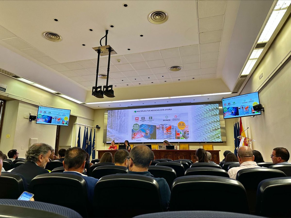 Estamos emocionados de compartir que ayer tuvimos una reunión de planificación extraordinaria para la Feria de Logística 2023, que se llevará a cabo en noviembre. 
La Feria promete ser un punto de encuentro fundamental para profesionales y empresas de todo el mundo.