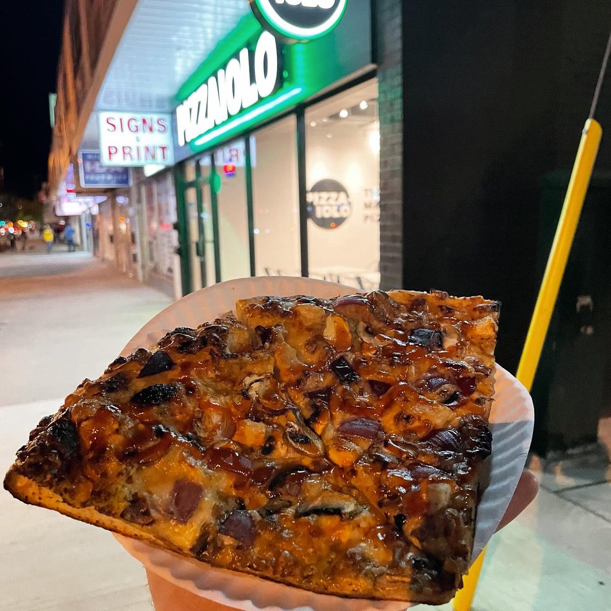 eatingyyz's tweet image. We are eating on the streets in the east end of Toronto at one of #Pizzaiolo&apos;s newer locations in #DanforthVillage. This spot used to be called Sunshine Restaurant and had a pool table in it that I&apos;d visited before back in the &apos;bar&apos; days. I don&apos;t ever recall eating anything…