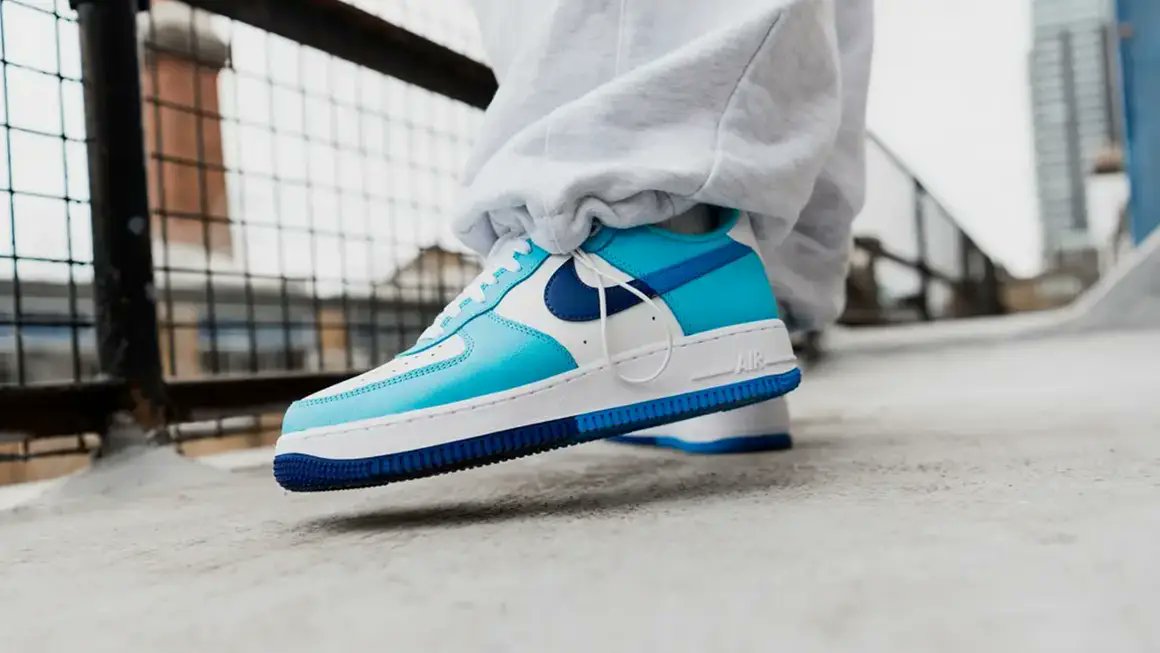 These Are The Biggest Sneaker Steals In the New Nike Sale! 👀

Link > solesupplier.co/3Pptru1