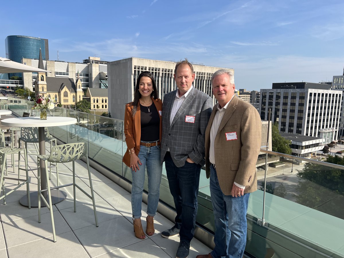 grandvcp's tweet photo. Last night, @wesley_jeff @cbnoordeloos & @nathan_owen co-hosted a VC Happy Hour during #techweekgr. 🍻
200+ VCs, Founders, Investors, @CityGrandRapids representatives & tech enthusiasts joined us for an energizing night of networking. https://t.co/llt0REj5mL