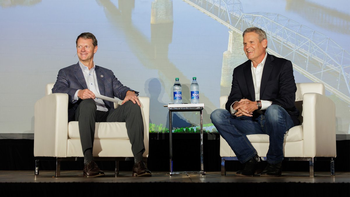CommishTNECD's tweet photo. Thank you to my friend, @GovBillLee, for joining us in Chattanooga on Tuesday to close out #GovCon23. Grateful for your continued leadership and dedication to the great state of Tennessee.
We can't wait to see everyone again next year for #GovCon24. https://t.co/6fj0dykc7n