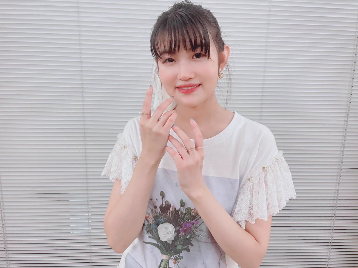 早見沙織 白と花束 Tシャツ② 白と花束 | DISCOGRAPHY | 早見沙織